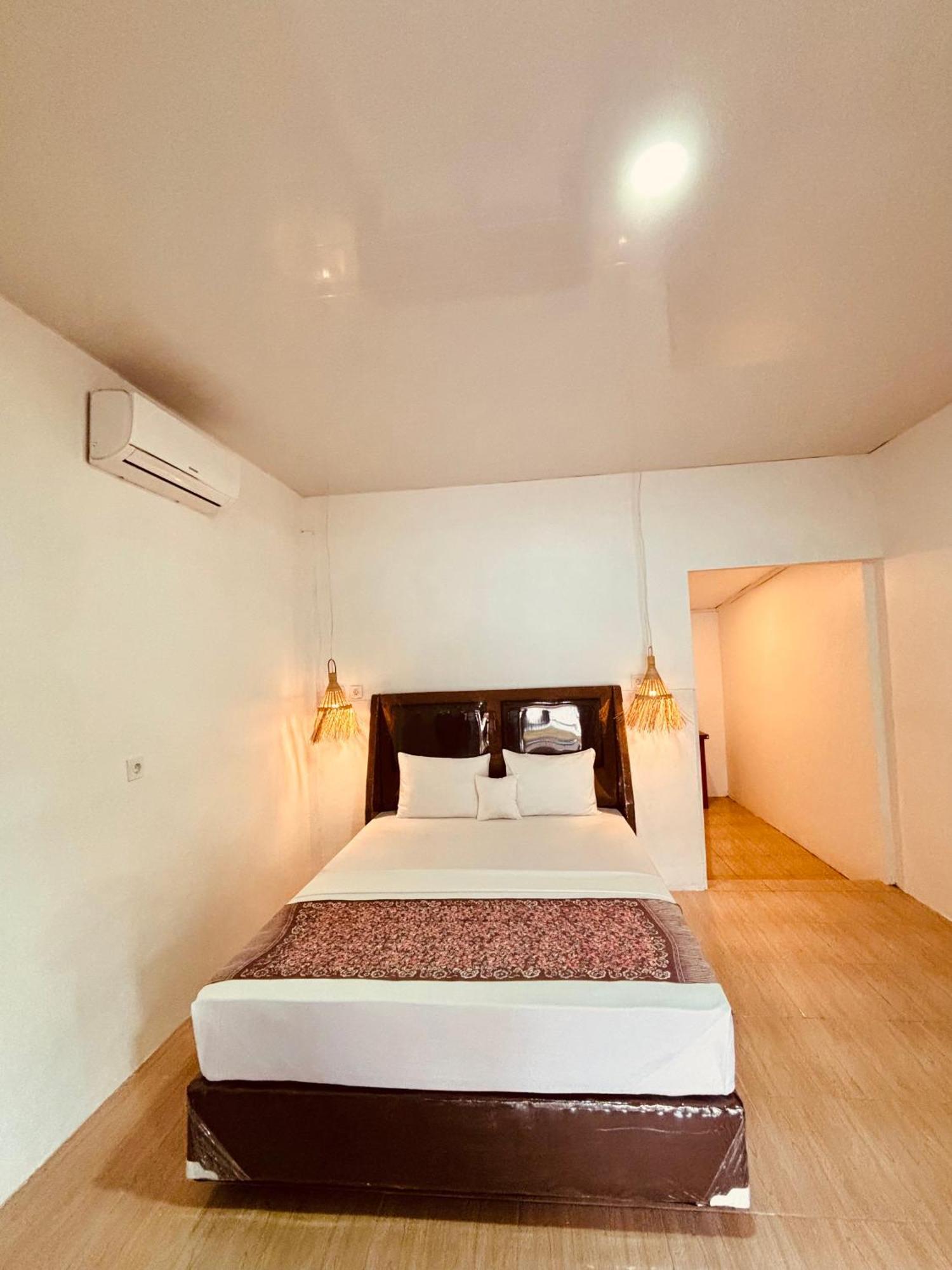Anjani Larva Cottage - Homestay And Eatery Senaru Exterior photo